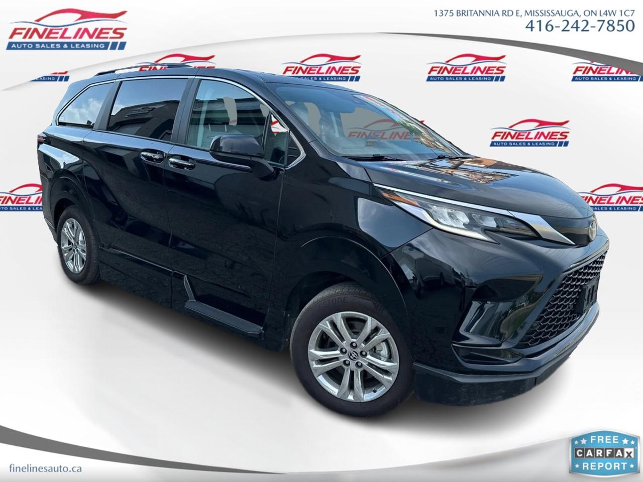 2023 Toyota Sienna  Photo