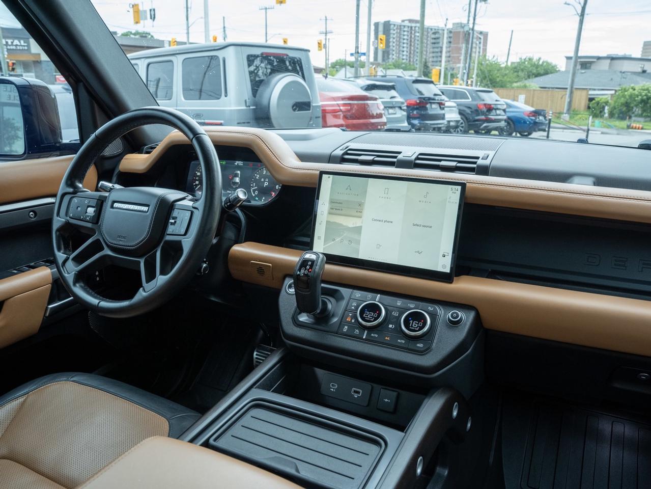 2022 Land Rover Defender 110 | X | HUD | Pano | Meridian Photo