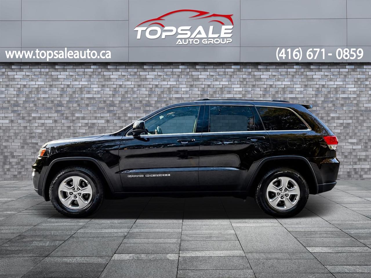2017 Jeep Grand Cherokee Laredo Photo