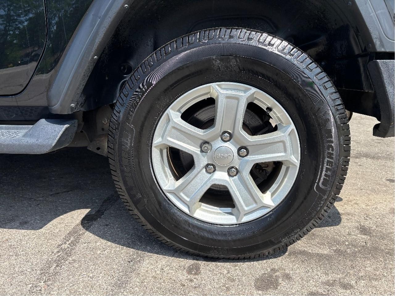 2020 Jeep Wrangler Sport S Photo
