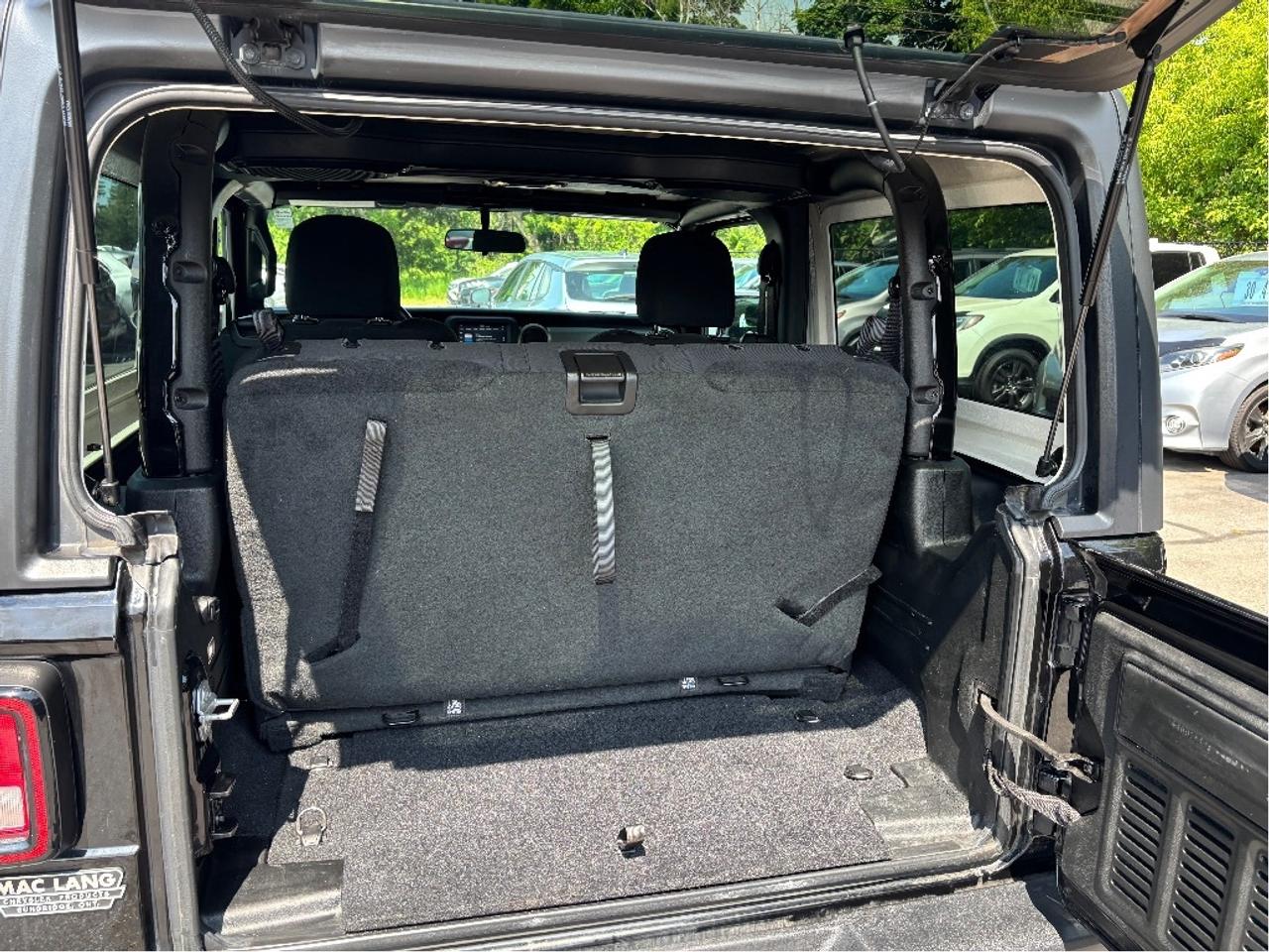 2020 Jeep Wrangler Sport S Photo