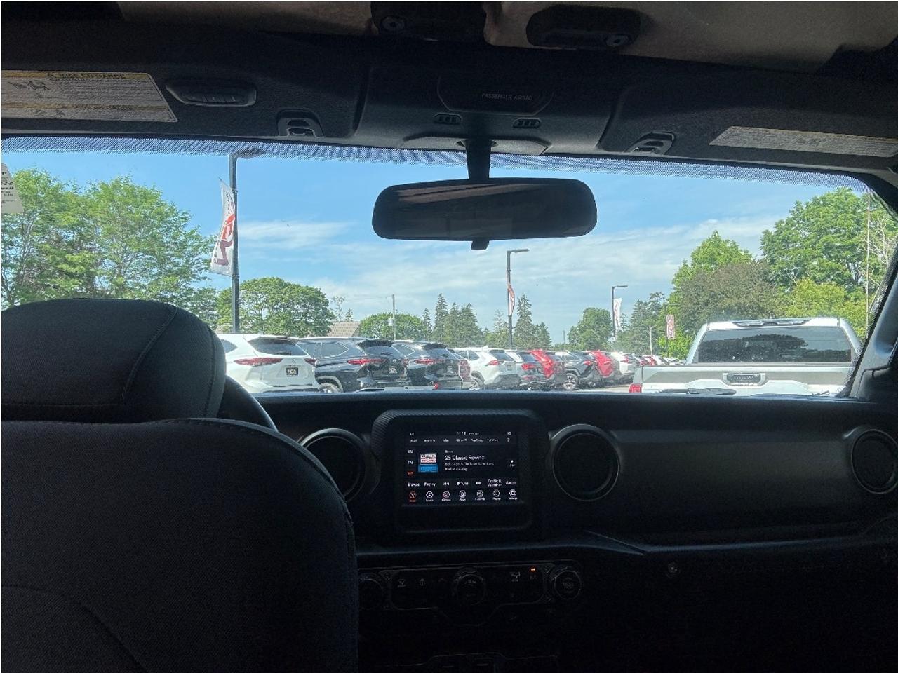 2020 Jeep Wrangler Sport S Photo