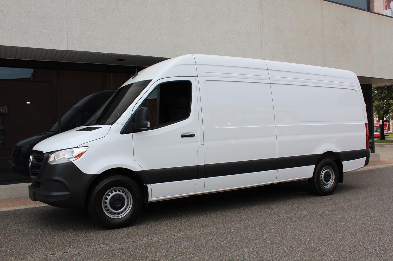 2025 Mercedes-Benz Sprinter Cargo Van 170" - FULL SIZE - DIESEL - LOW KM Photo