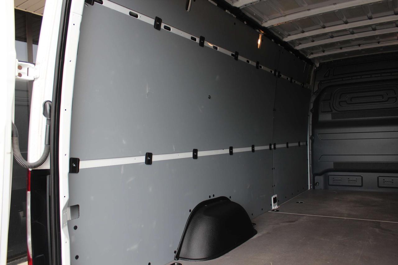 2025 Mercedes-Benz Sprinter 170" FULL SIZE - DIESEL - "LOW KM" Photo
