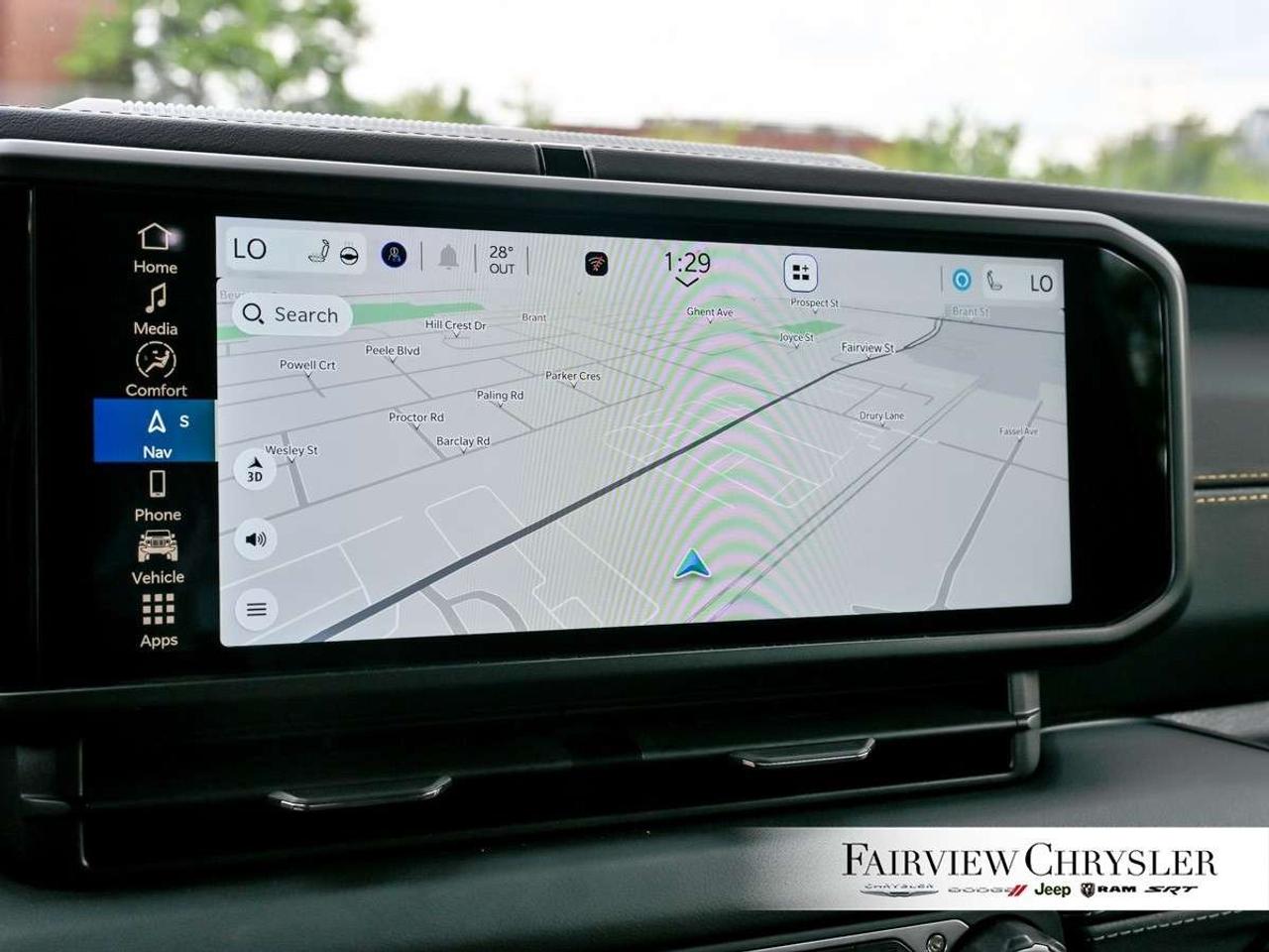 2024 Jeep Wrangler Sahara 4 Door 4x4 SKY TOP   LEATHER   BLIND SPOT   ALPINE   NAVIGATION ! Photo