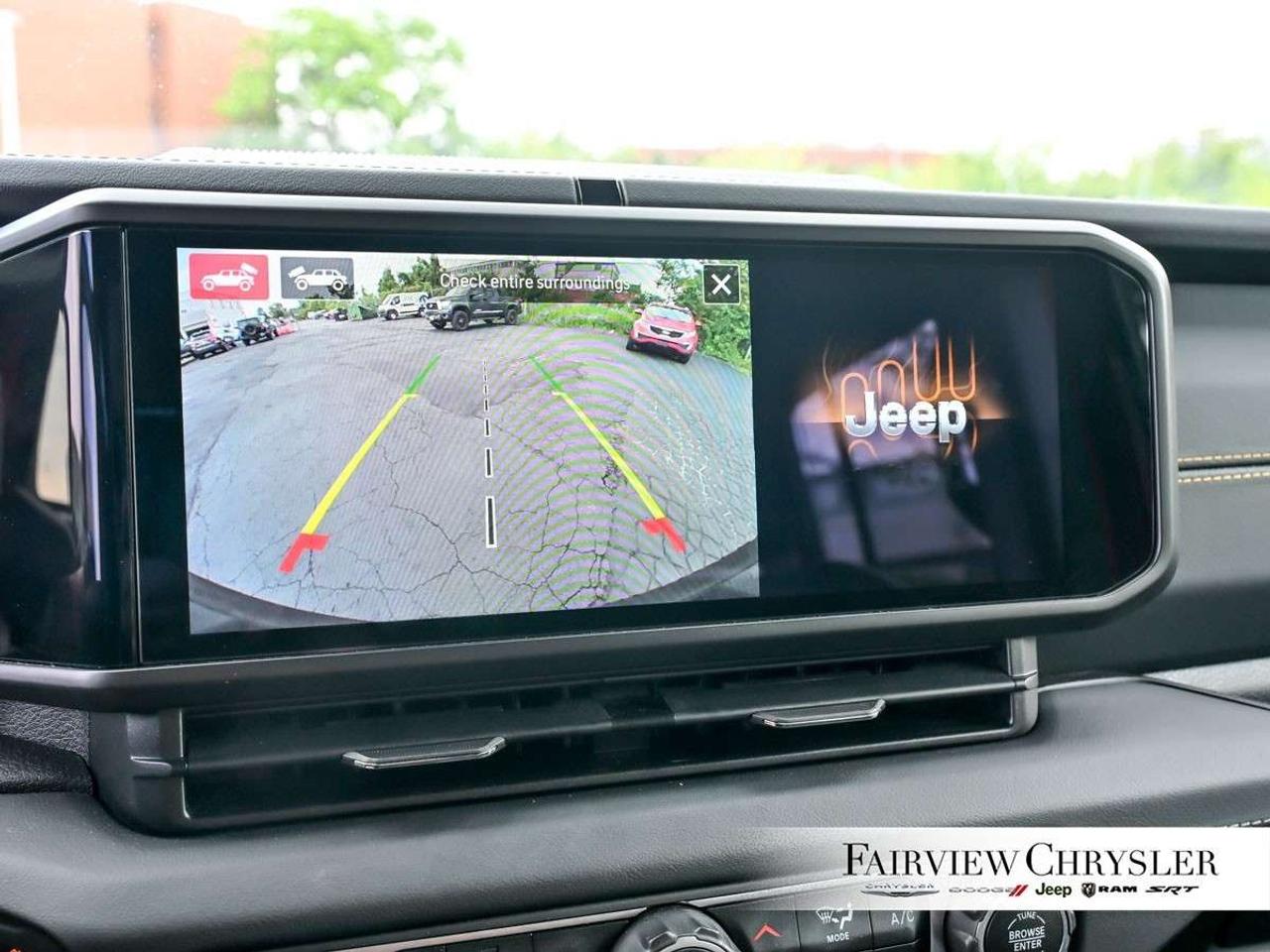 2024 Jeep Wrangler Sahara 4 Door 4x4 SKY TOP   LEATHER   BLIND SPOT   ALPINE   NAVIGATION ! Photo