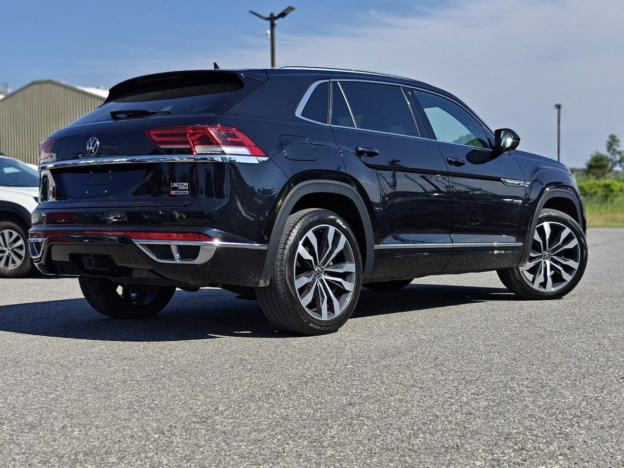 2022 Volkswagen Atlas Cross Sport 3.6 FSI Execline 4dr All-Wheel Drive 4MOTION Photo