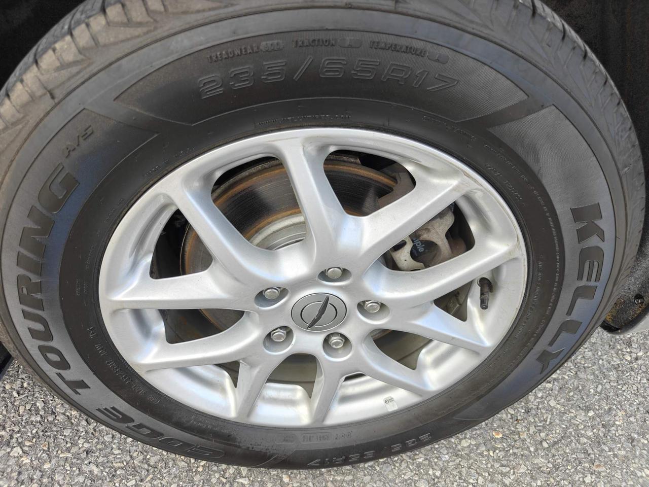 2023 Chrysler Pacifica Touring-L Front-Wheel Drive Passenger Van Photo