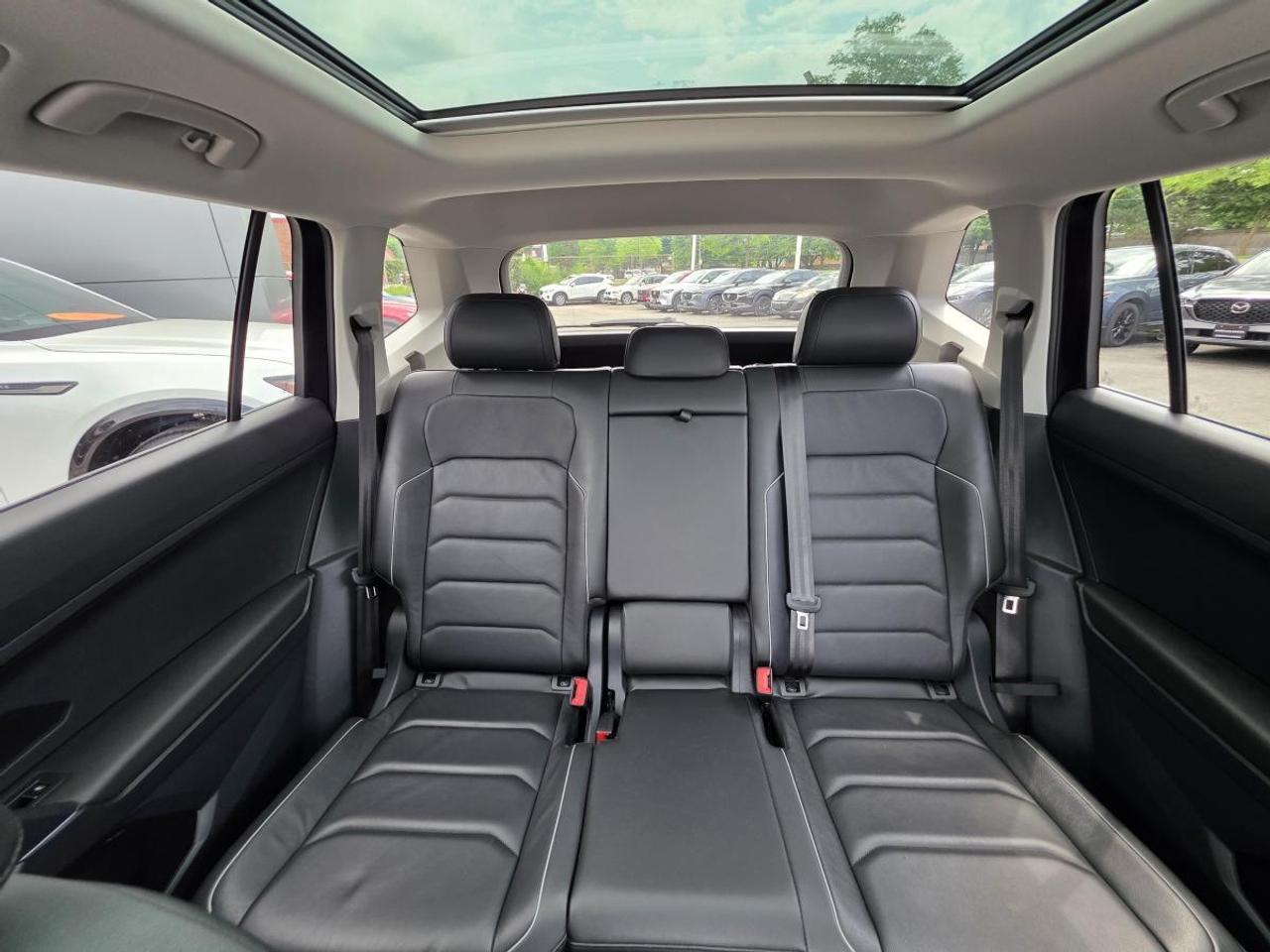 2018 Volkswagen Tiguan HIGHLINE AWD CLEAN CARFAX Photo