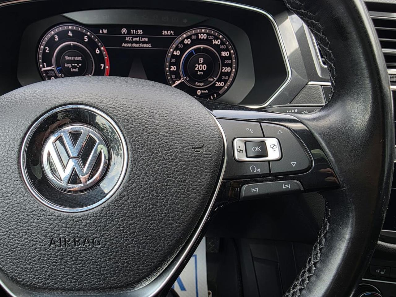 2018 Volkswagen Tiguan HIGHLINE AWD CLEAN CARFAX Photo