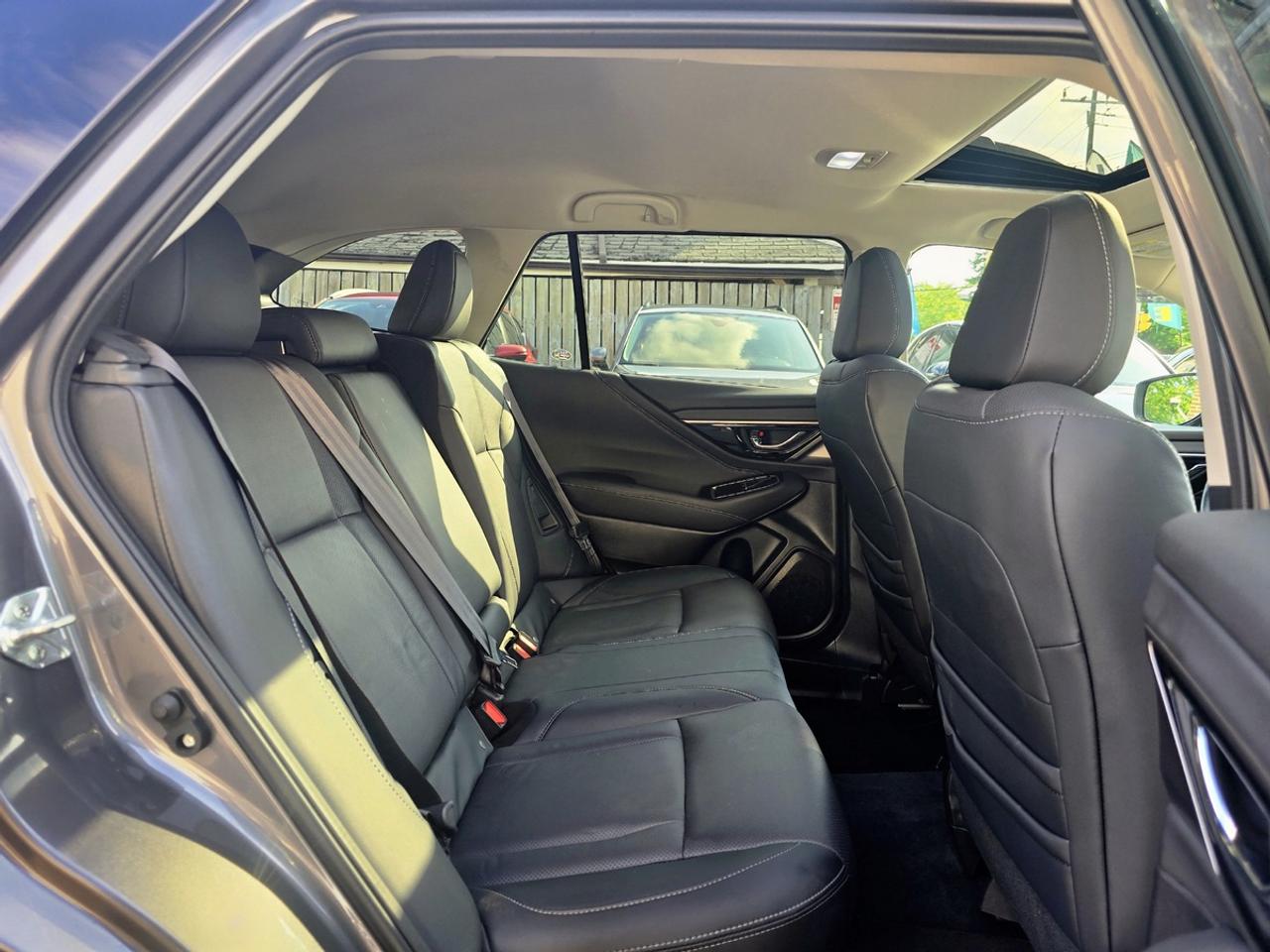 2023 Subaru Outback AWD Limited w/Eye Sight | Clean Carfax! Photo