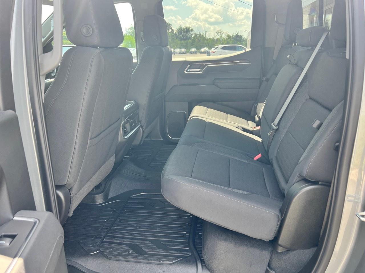 2026 GMC Sierra 1500 Crew Cab Standard Box 4-Wheel Drive Elevation Photo