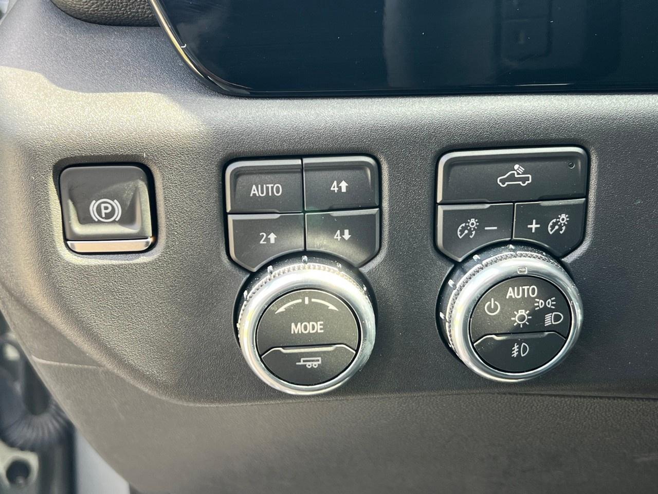 2026 GMC Sierra 1500 Crew Cab Standard Box 4-Wheel Drive Elevation Photo