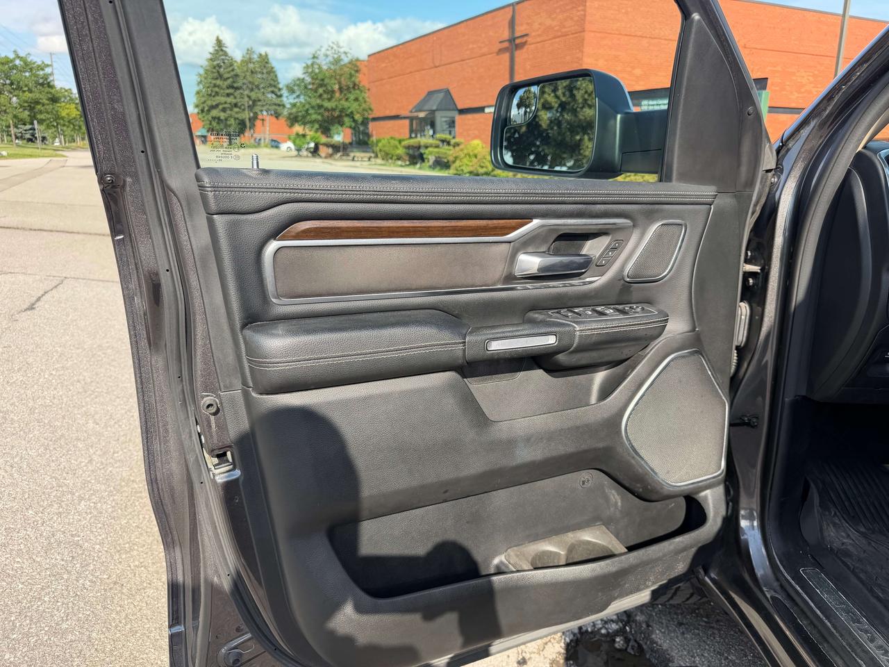 2021 RAM 1500 Laramie,eTorque,360 Cam, Adaptive Cruise,Certified Photo