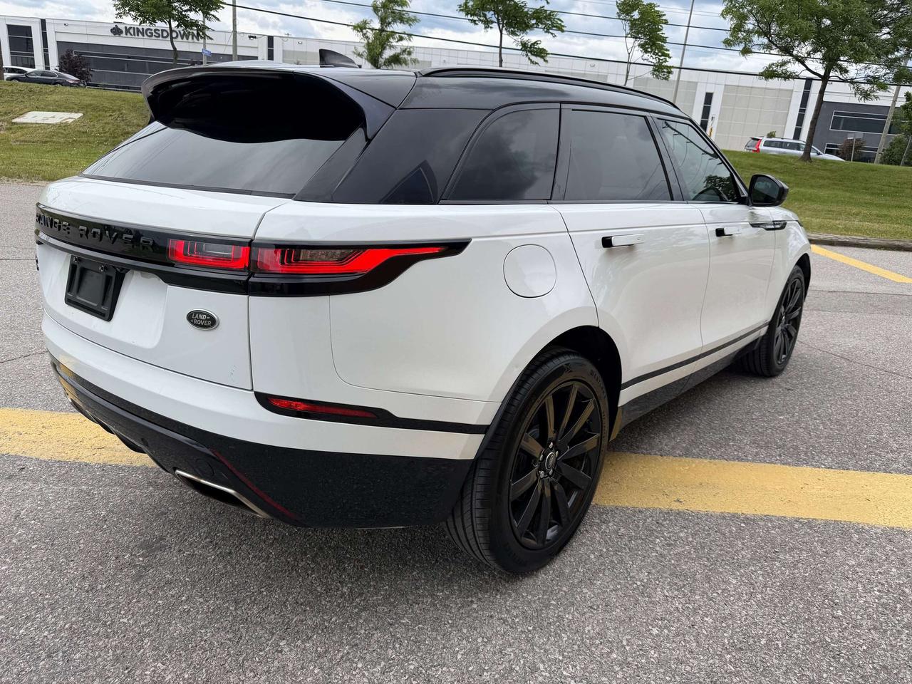 2020 Land Rover Range Rover Velar R-Dynamic S Heads up 4 Cyl 2.0L Cooled seats Photo