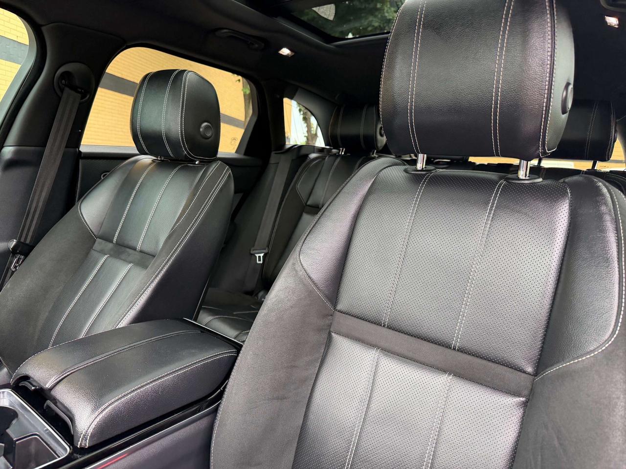 2020 Land Rover Range Rover Velar R-Dynamic S Heads up 4 Cyl 2.0L Cooled seats Photo