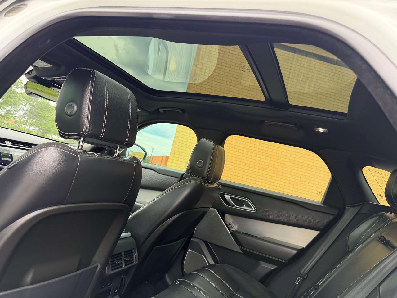 2020 Land Rover Range Rover Velar R-Dynamic S Heads up 4 Cyl 2.0L Cooled seats Photo