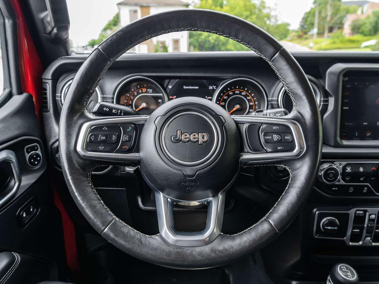 2019 Jeep Wrangler LEATHER SEATS  BACK UP CAMERA Photo