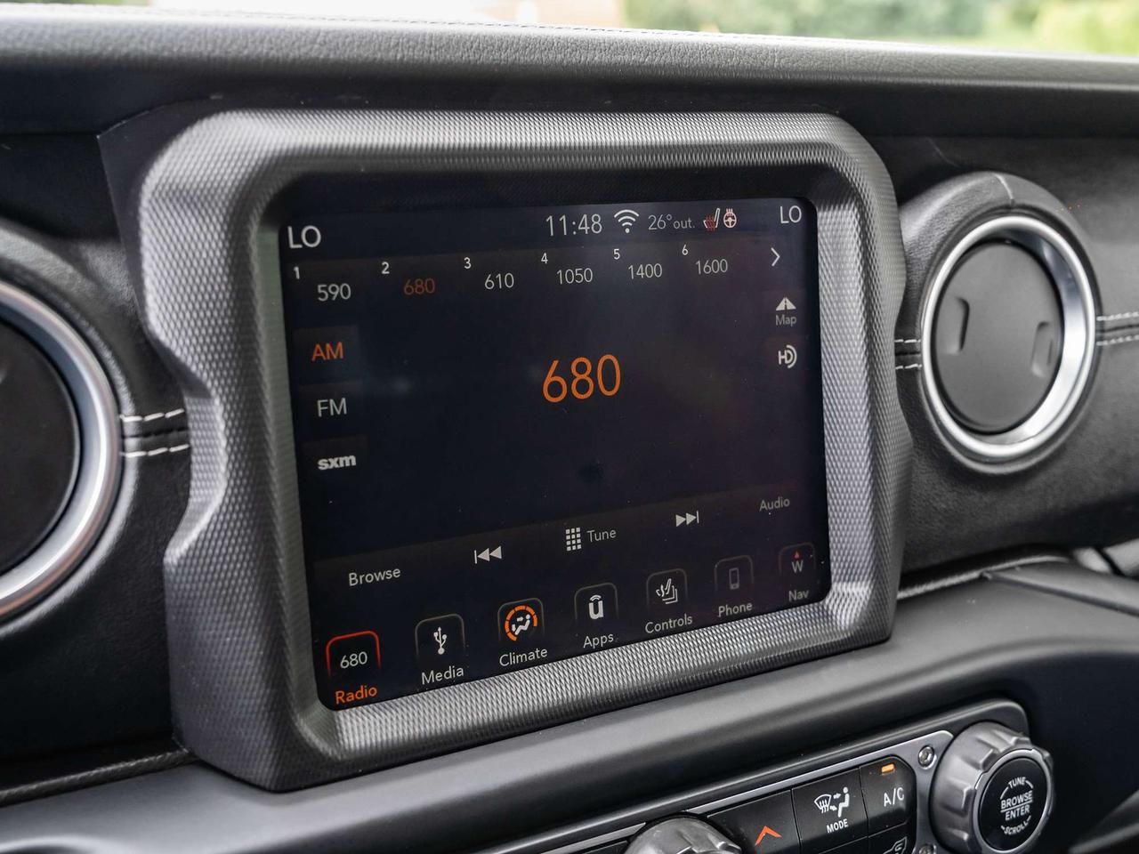 2019 Jeep Wrangler LEATHER SEATS  BACK UP CAMERA Photo