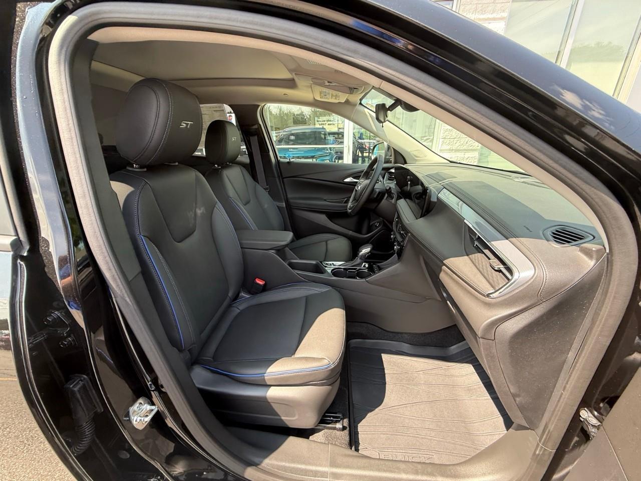 2026 Buick Encore GX Sport Touring 4dr All-Wheel Drive Photo