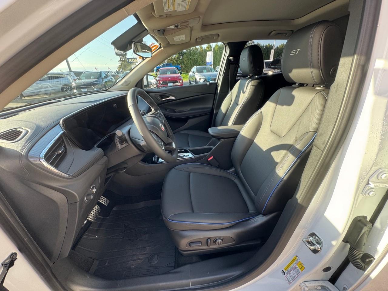 2026 Buick Encore GX Sport Touring 4dr All-Wheel Drive Photo