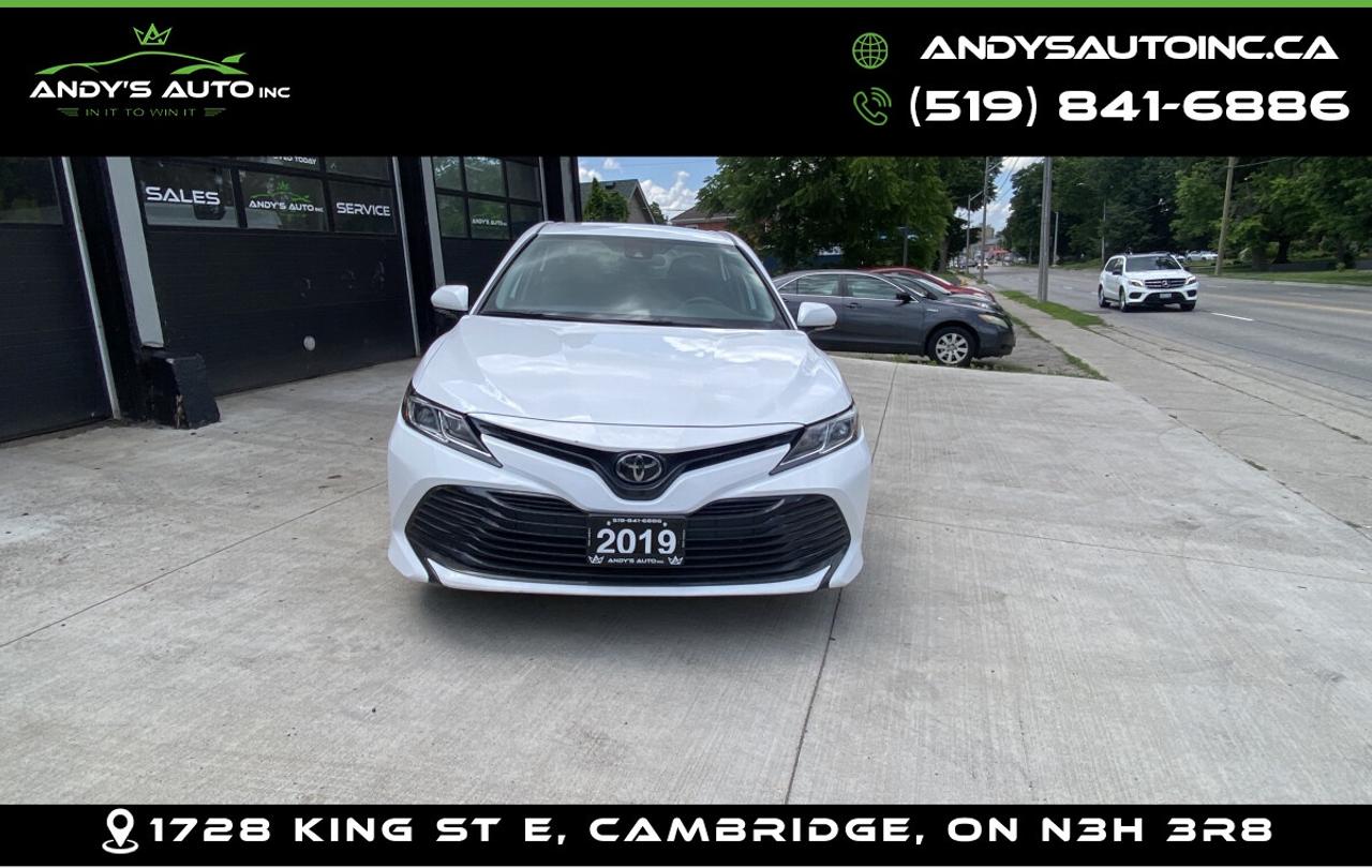 2019 Toyota Camry LE ! AUTO ! 2.5L ! LOW KMS ! LE ! AUTO ! 2.5L ! LOW KMS ! Photo