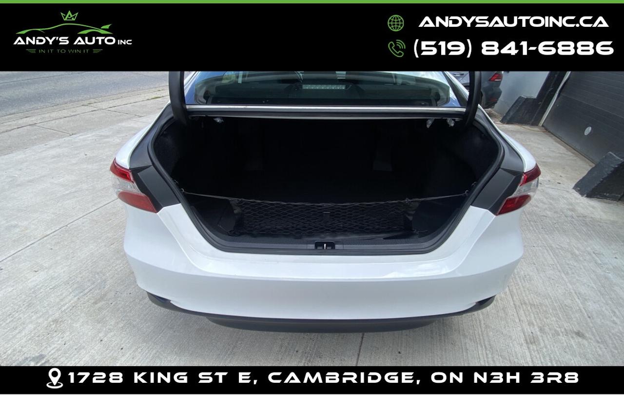 2019 Toyota Camry LE ! AUTO ! 2.5L ! LOW KMS ! LE ! AUTO ! 2.5L ! LOW KMS ! Photo