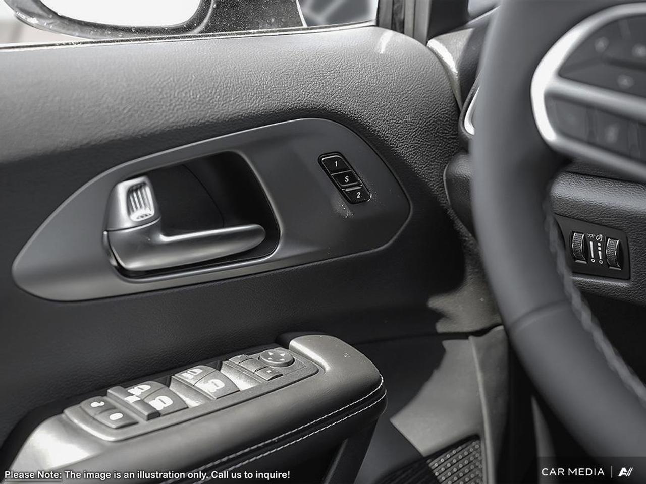 2027 Chrysler Pacifica Select Front-Wheel Drive Passenger Van Photo