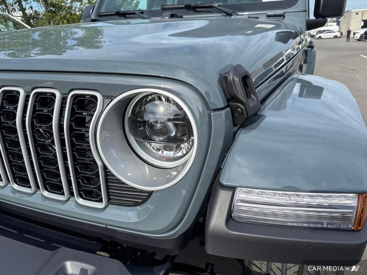 2026 Jeep Wrangler SAHARA 4DR 4X4 Photo