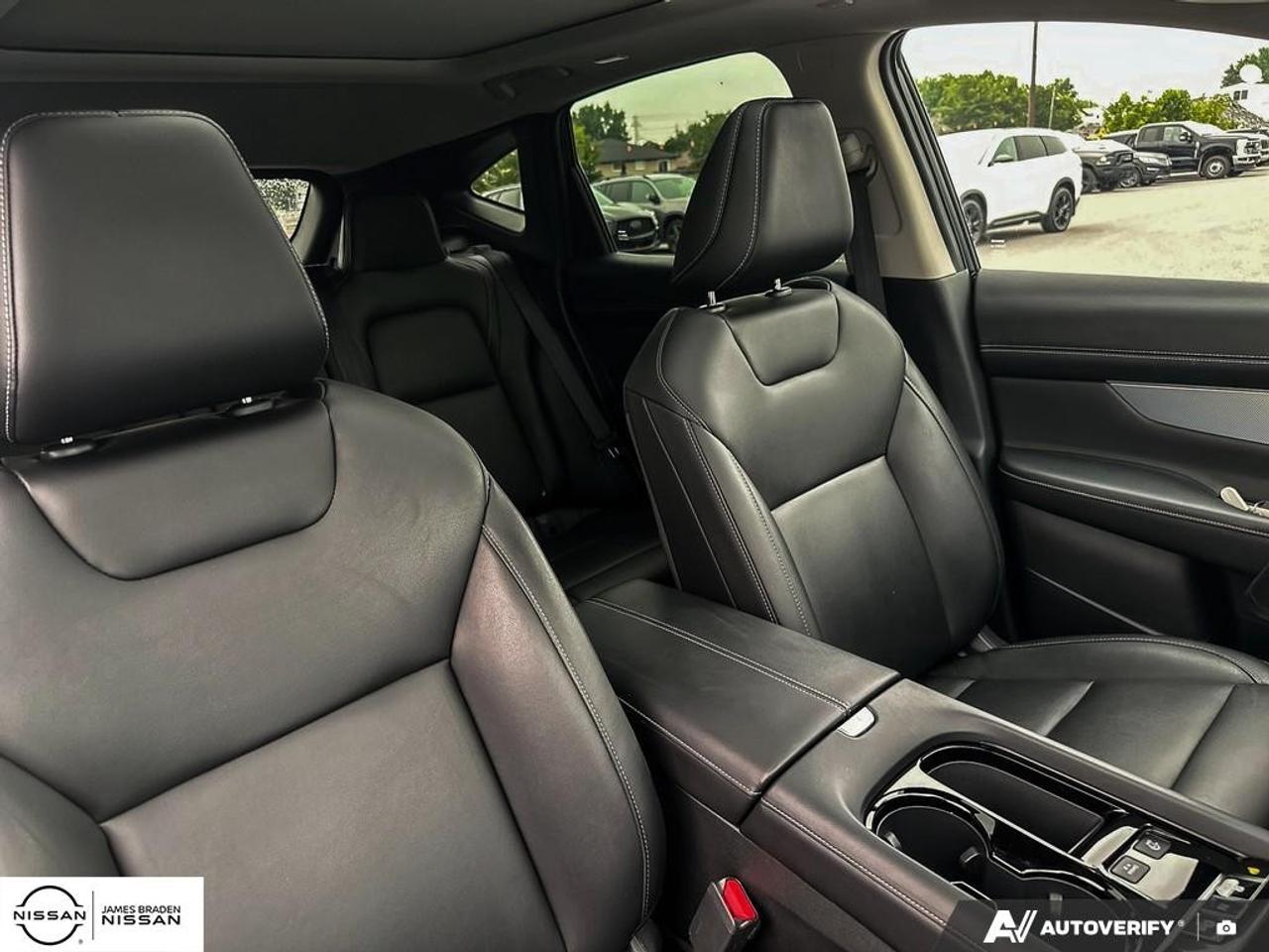 2025 Nissan Murano AWD SL Photo
