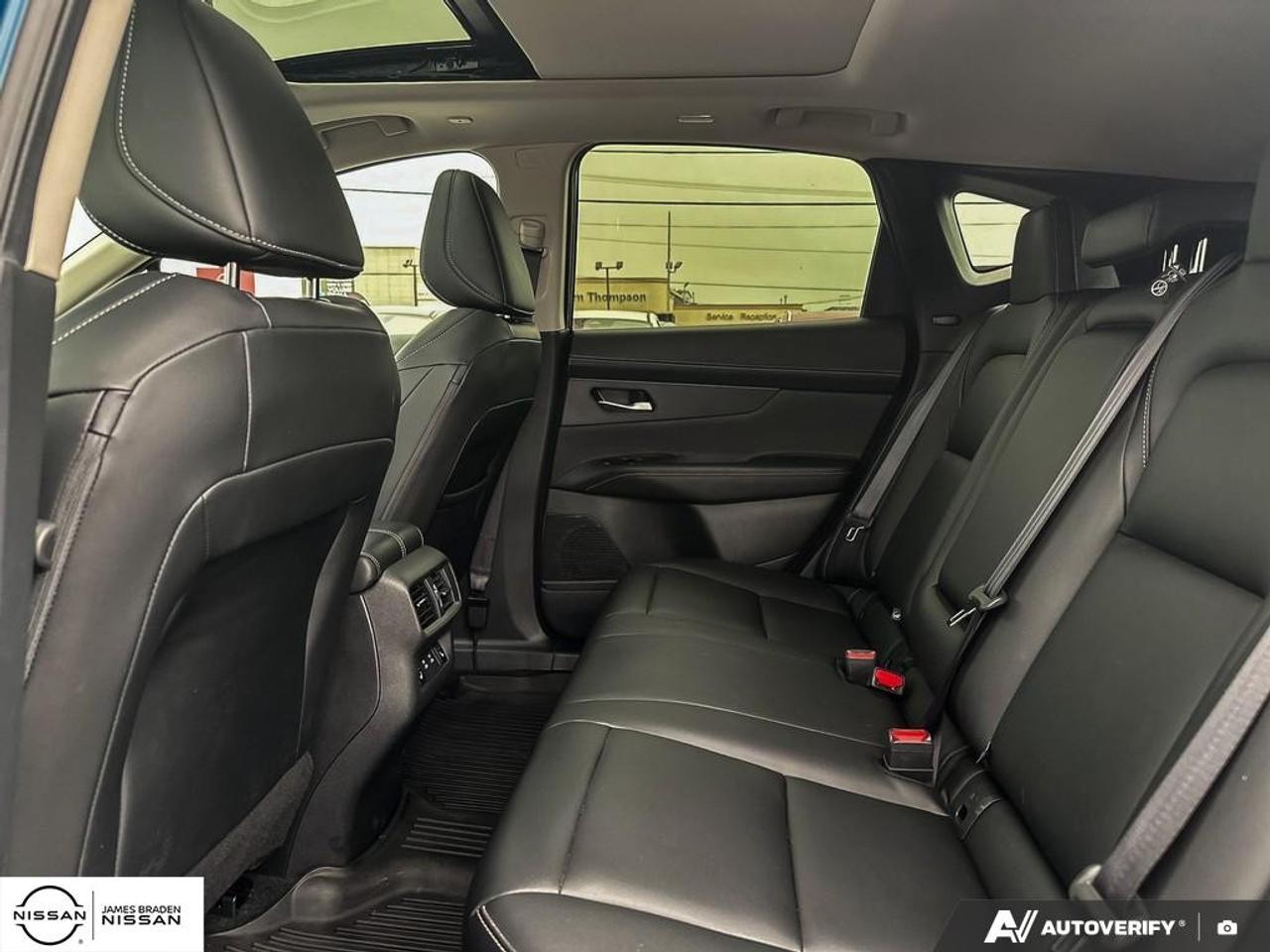 2025 Nissan Murano AWD SL Photo