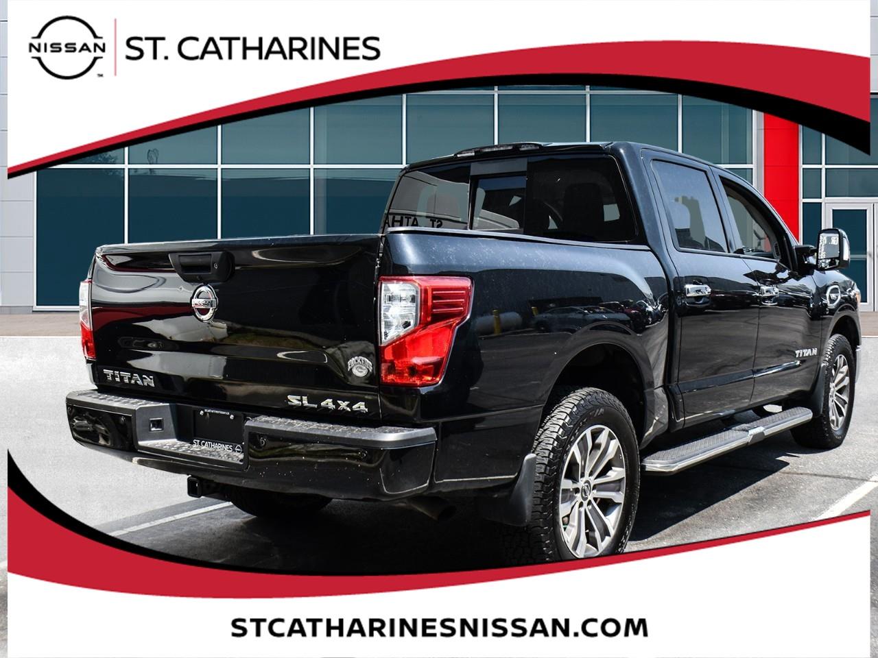 2017 Nissan Titan SL Photo