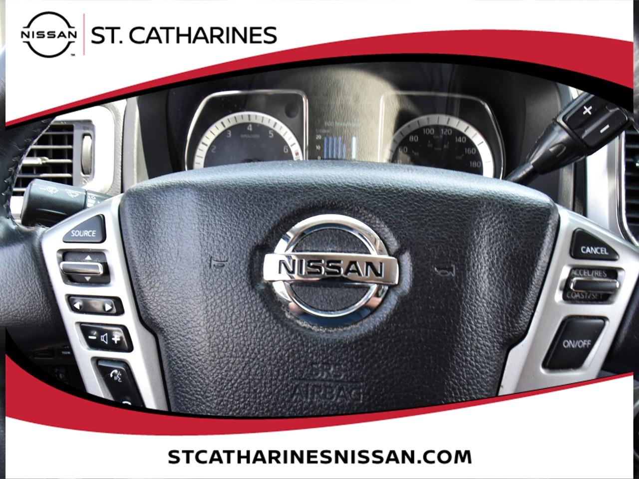 2017 Nissan Titan SL Photo