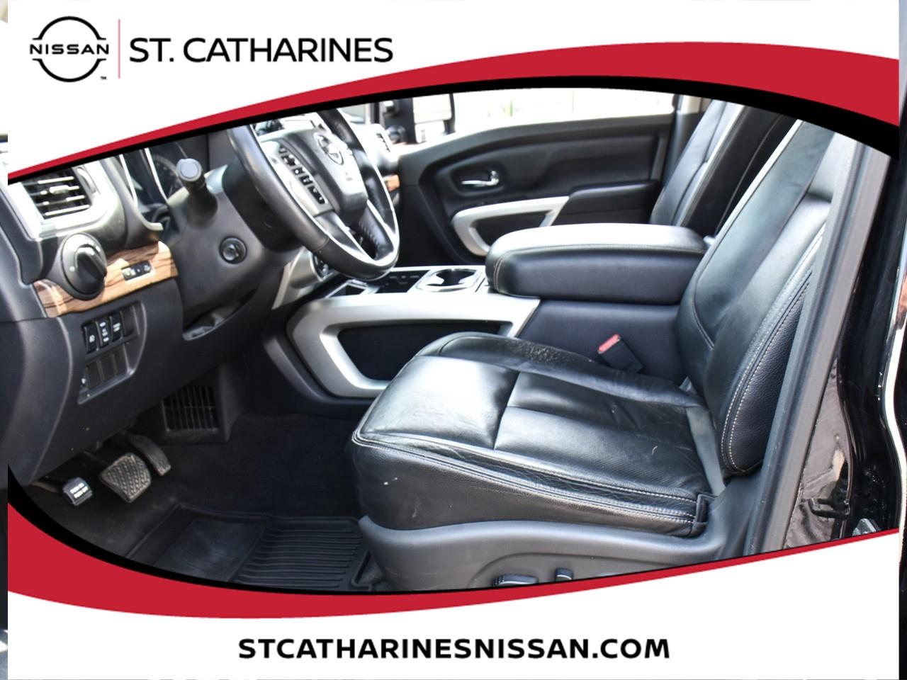 2017 Nissan Titan SL Photo