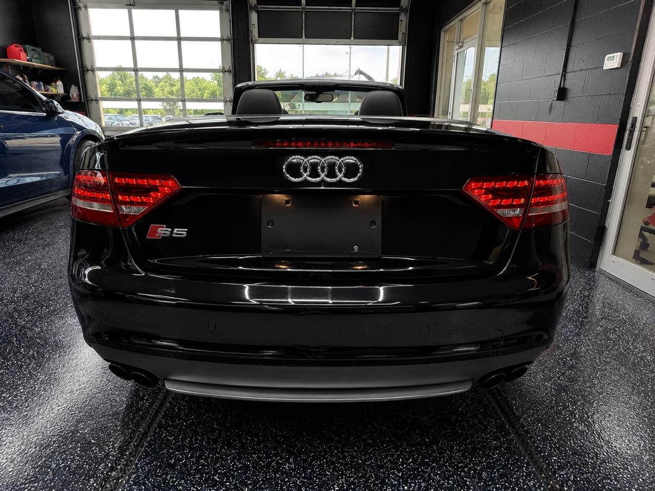 2011 Audi S5  Photo4