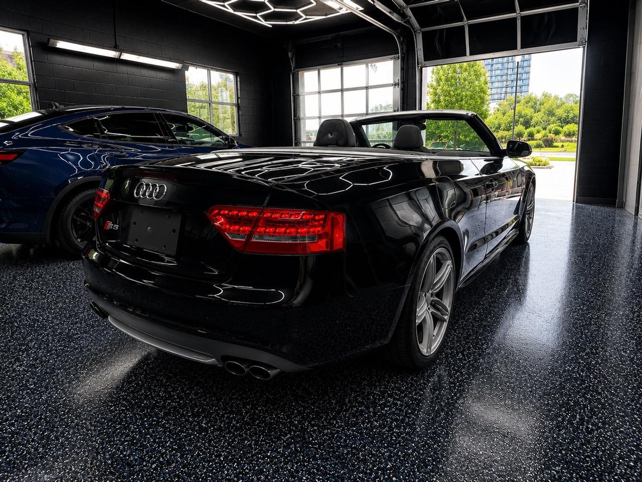 2011 Audi S5  Photo2
