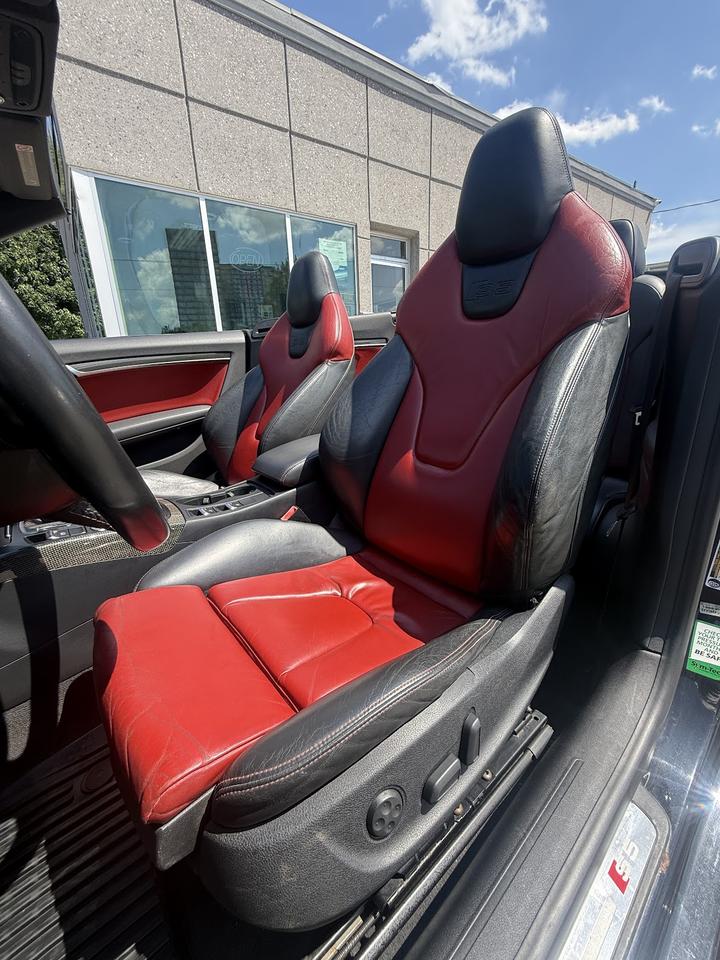 2011 Audi S5  Photo