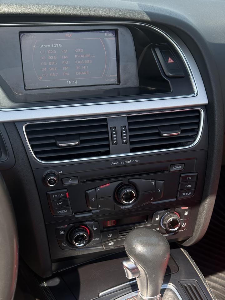 2011 Audi S5  Photo