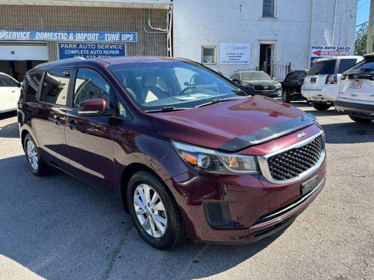 2015 Kia Sedona LX Photo
