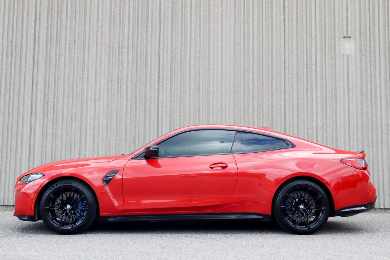 2022 BMW M4  Photo
