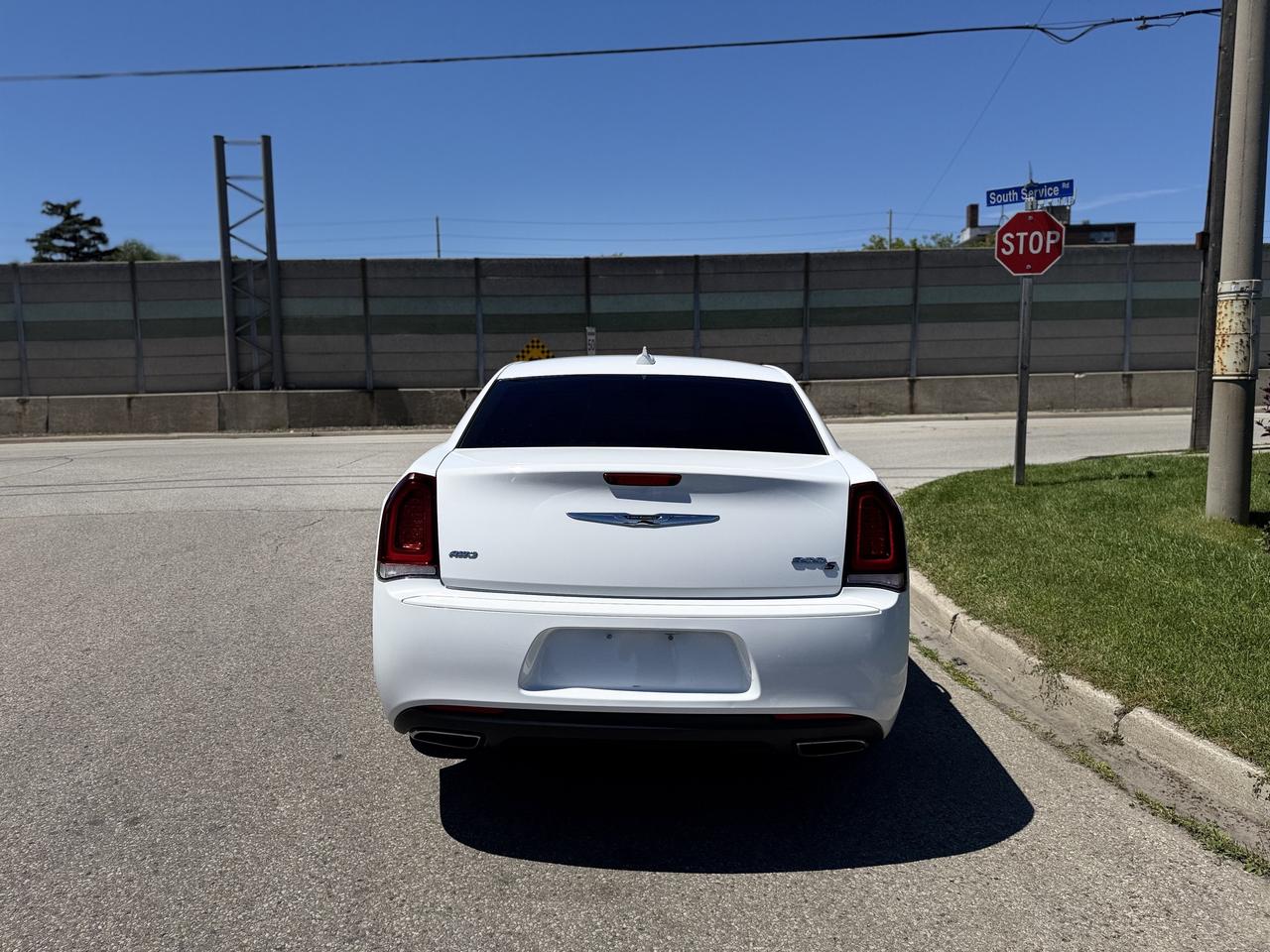 2018 Chrysler 300 300S AWD   Clean Carfax Photo