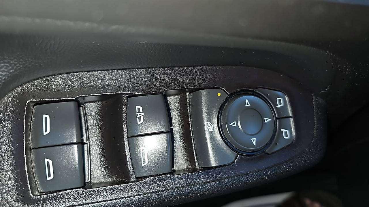 2018 Chevrolet Equinox LT Photo