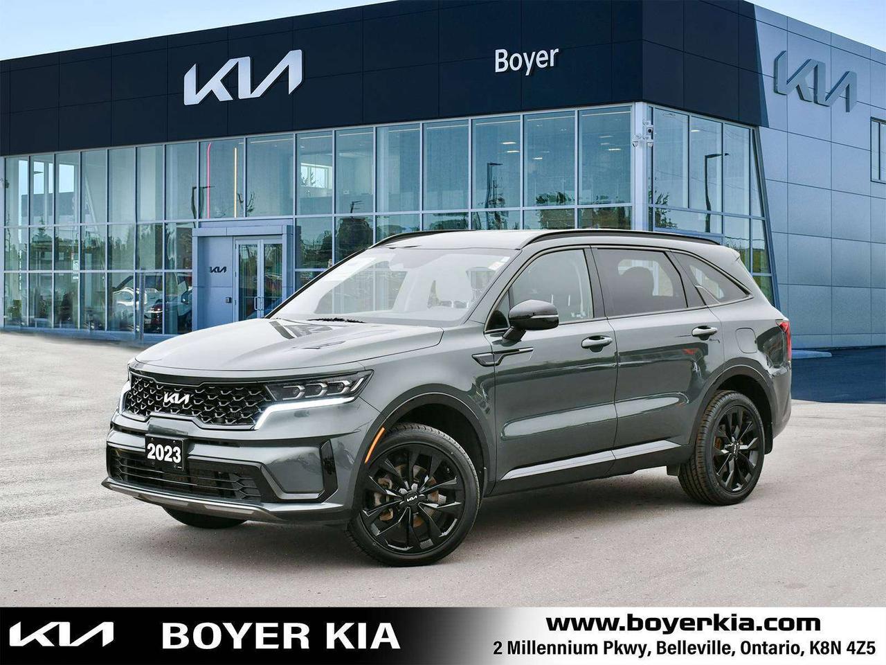 2023 Kia Sorento 2.5T EX Three Row Seating Photo0