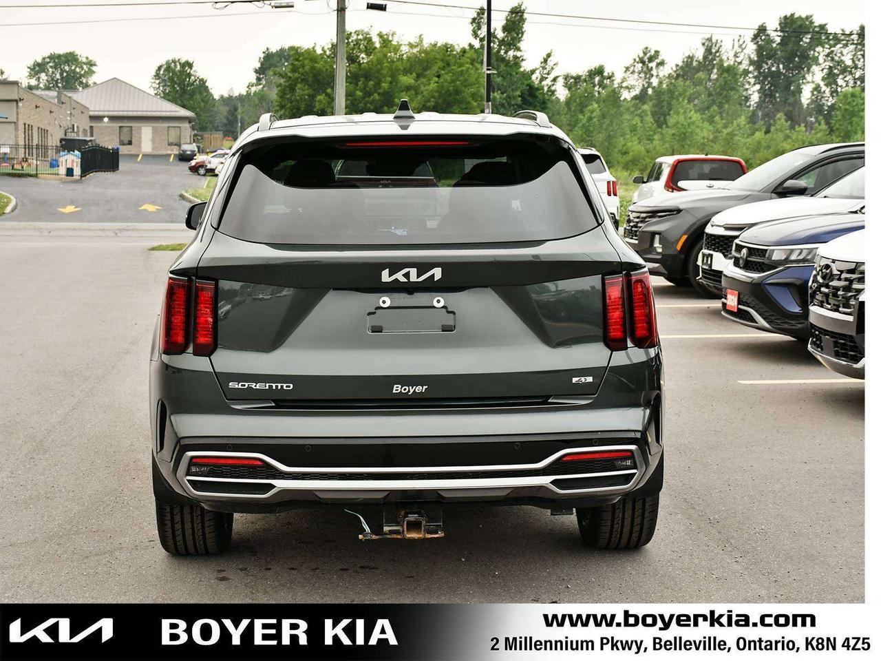 2023 Kia Sorento 2.5T EX Three Row Seating Photo