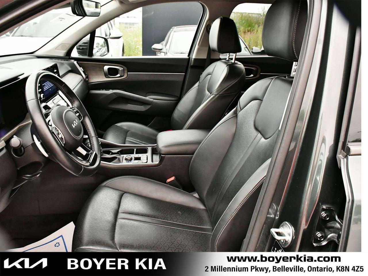 2023 Kia Sorento 2.5T EX Three Row Seating Photo