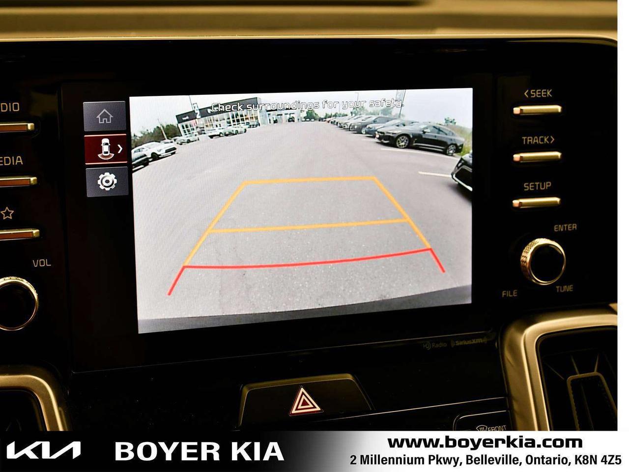 2023 Kia Sorento 2.5T EX Three Row Seating Photo