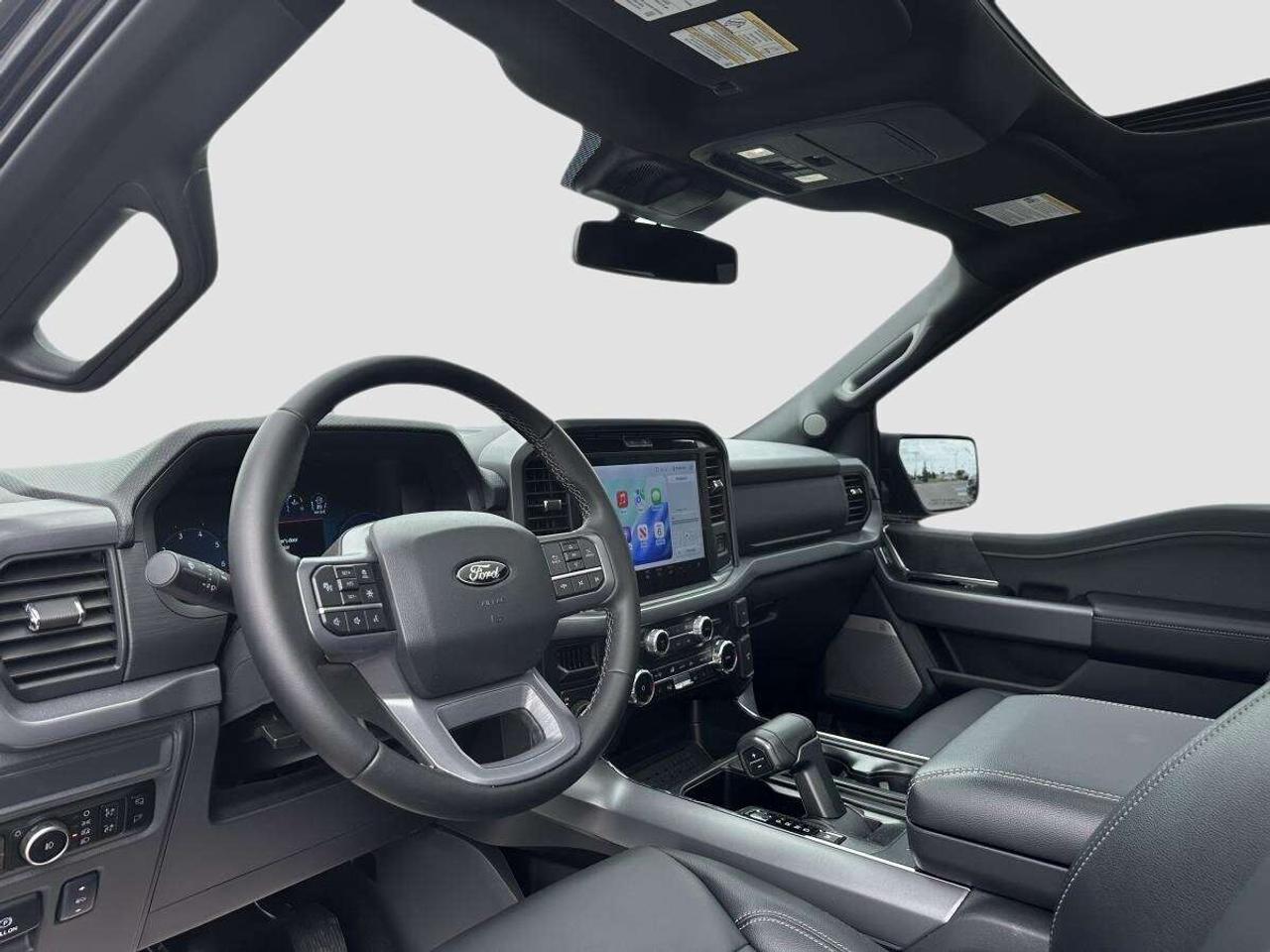 2025 Ford F-150 XLT 4WD SuperCrew 5.5' Box - CLEAN CARFAX Photo