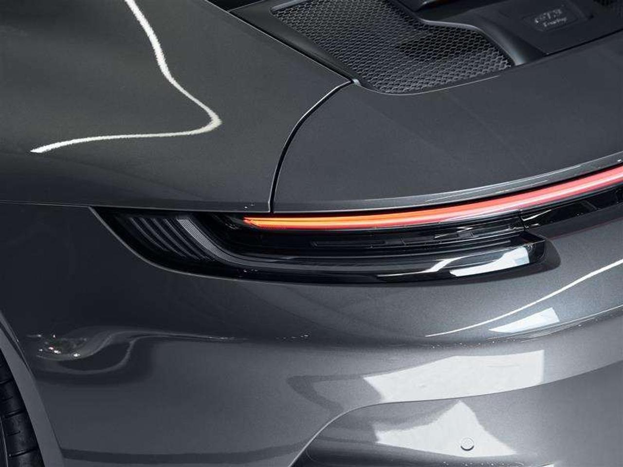 2022 Porsche 911 GT3 Touring Pkg Photo