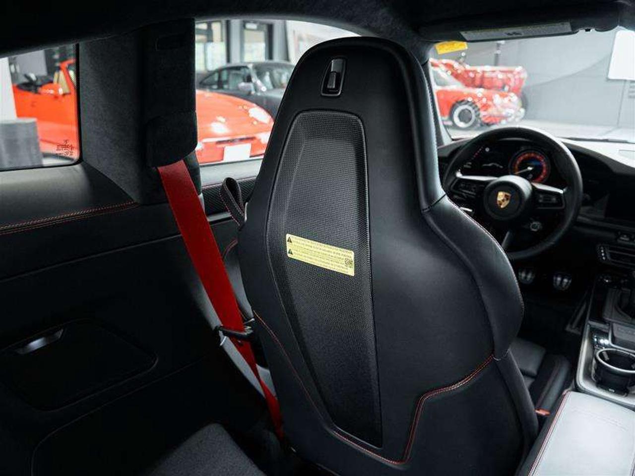 2022 Porsche 911 GT3 Touring Pkg Photo