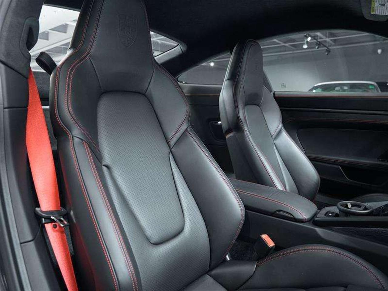 2022 Porsche 911 GT3 Touring Pkg Photo